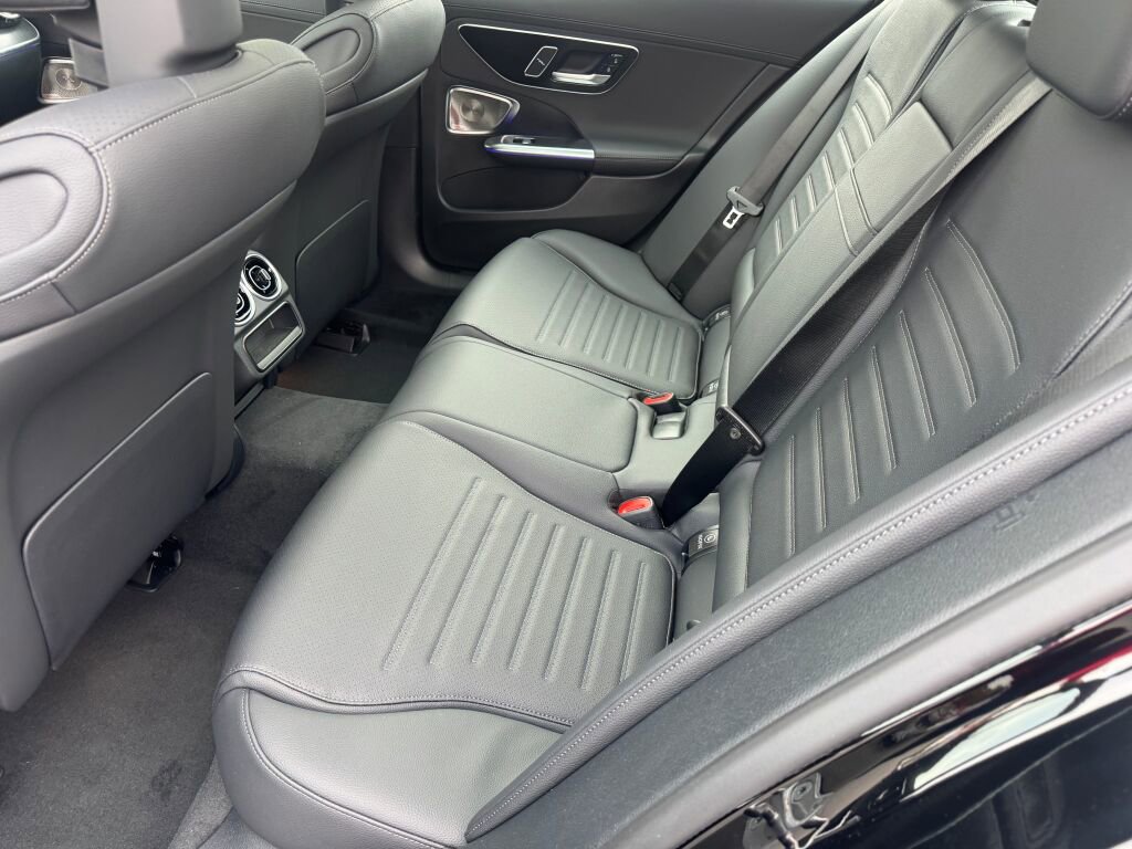 New 2026 Mercedes-Benz C 300 4MATIC Sedan image 15