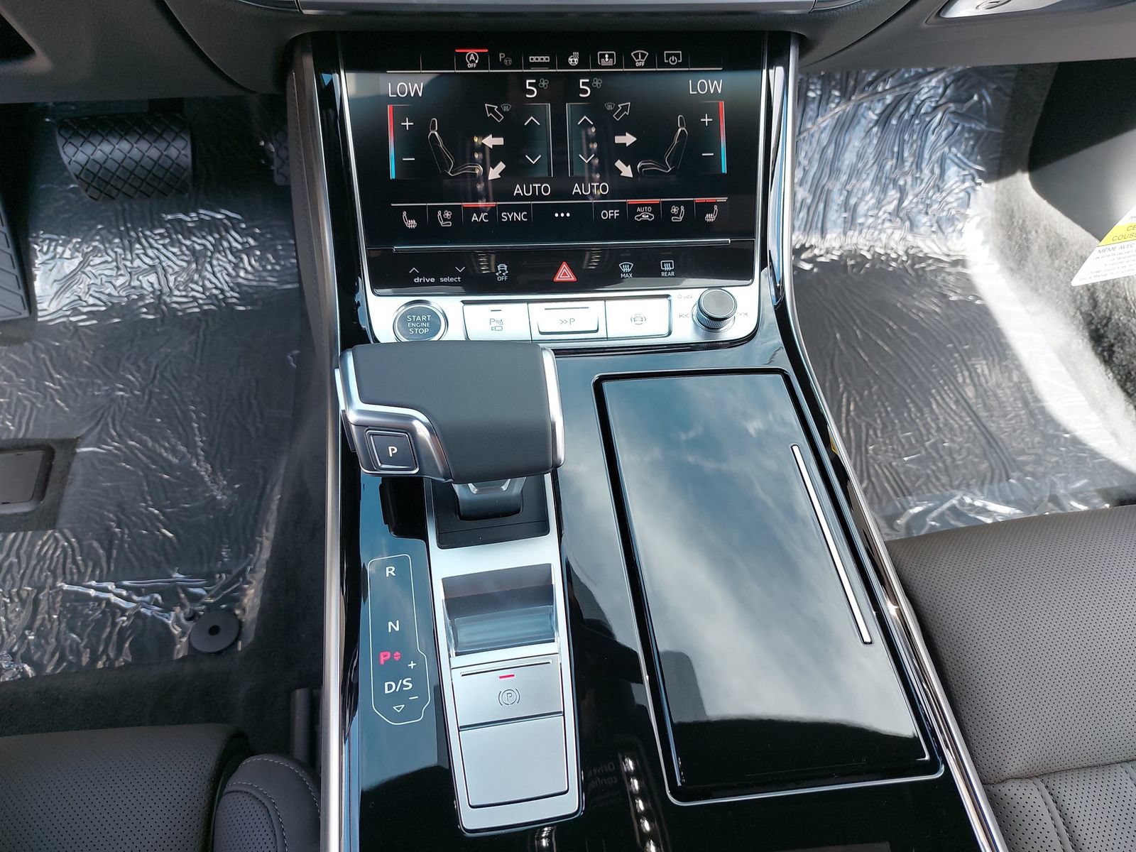 New 2026 Audi A8 L 3.0T AWD/4WD image 23
