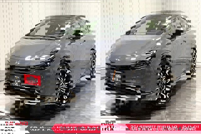 New 2026 Toyota Prius PLUG-IN image 1