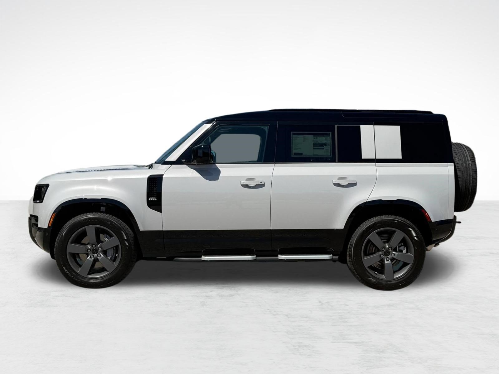 Used 2026 Land Rover Defender 110 X-Dynamic SE AWD/4WD image 2