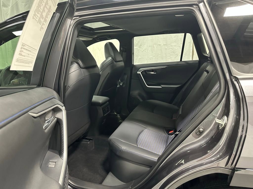 Used 2025 Toyota RAV4 XSE w/ Weather Package AWD/4WD image 45