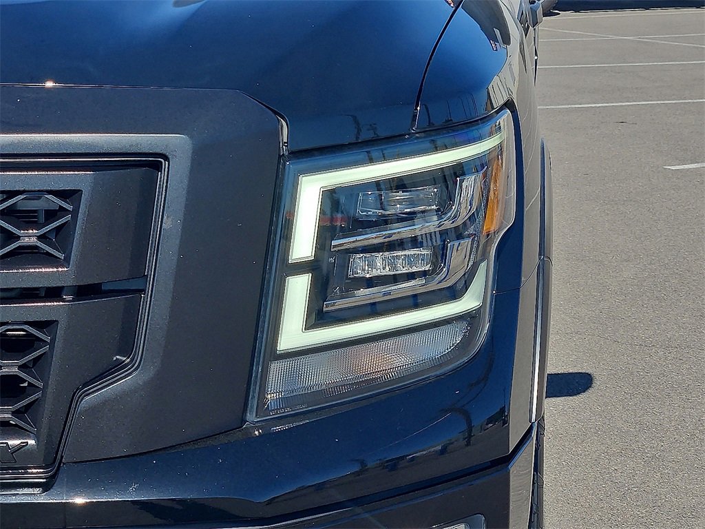 Used 2021 Nissan Titan PRO-4X w/ Pro-4x Convenience Package image 9