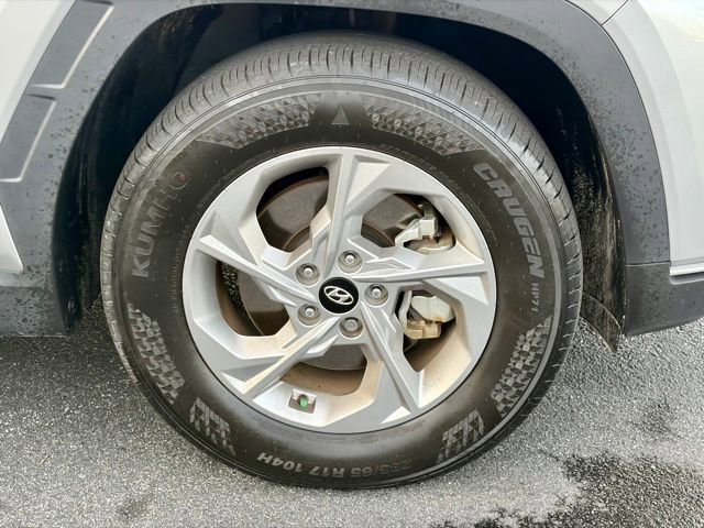Used 2024 Hyundai Tucson SE image 32