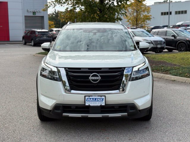 Certified 2024 Nissan Pathfinder SL AWD/4WD image 2