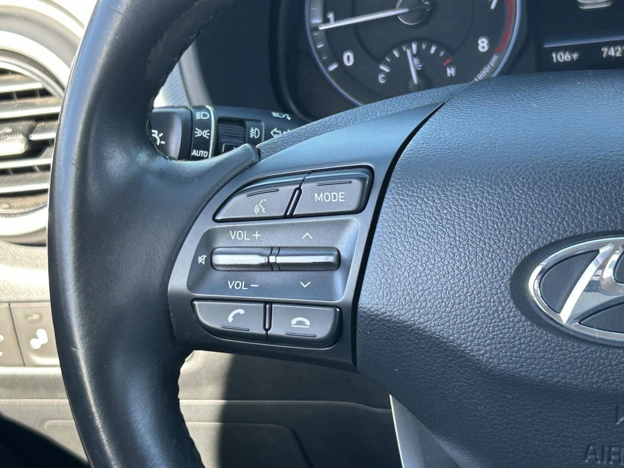 Used 2019 Hyundai Kona Ultimate FWD image 24