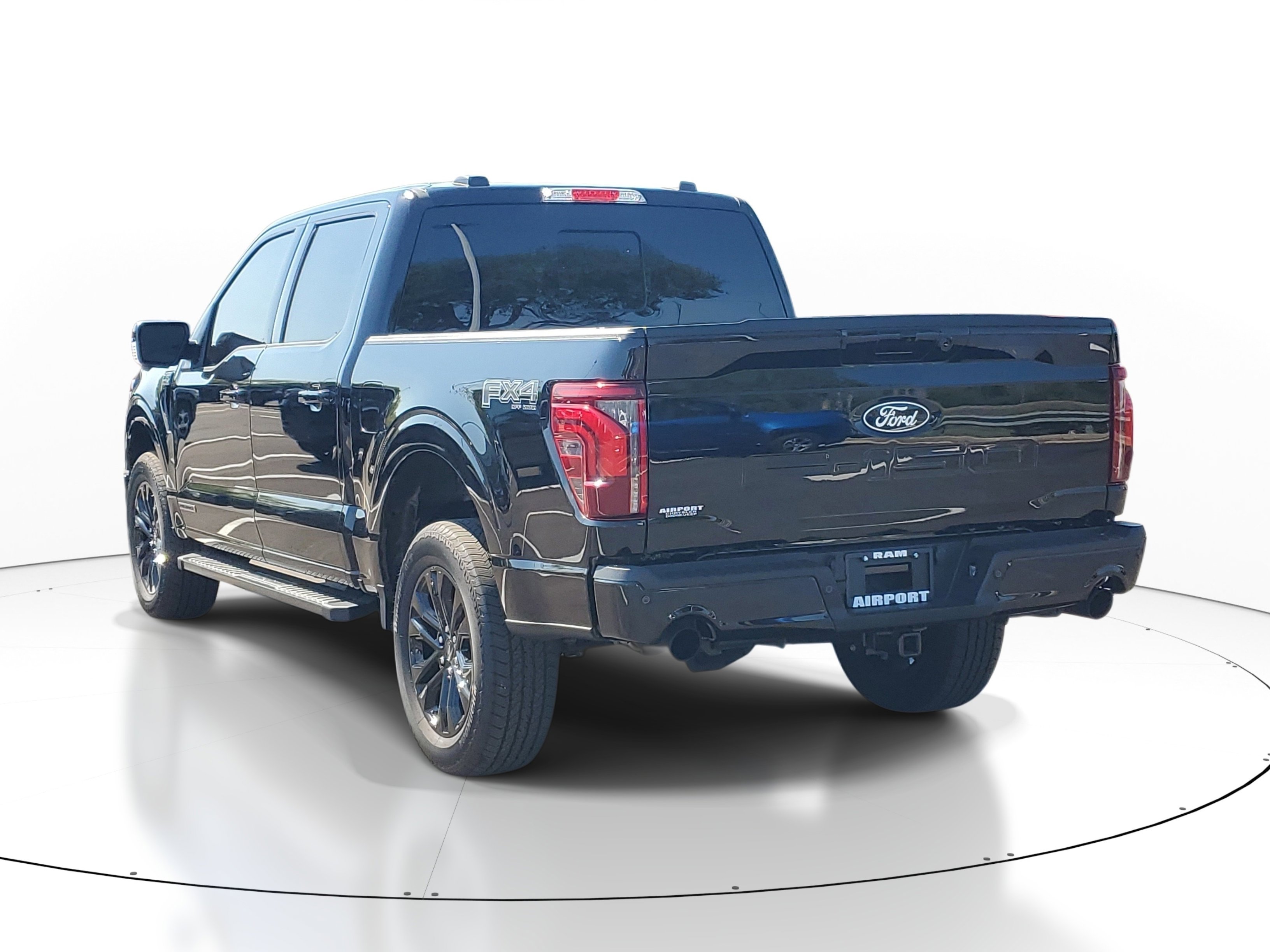 Used 2025 Ford F150 Lariat w/ Equipment Group 501A Mid image 4