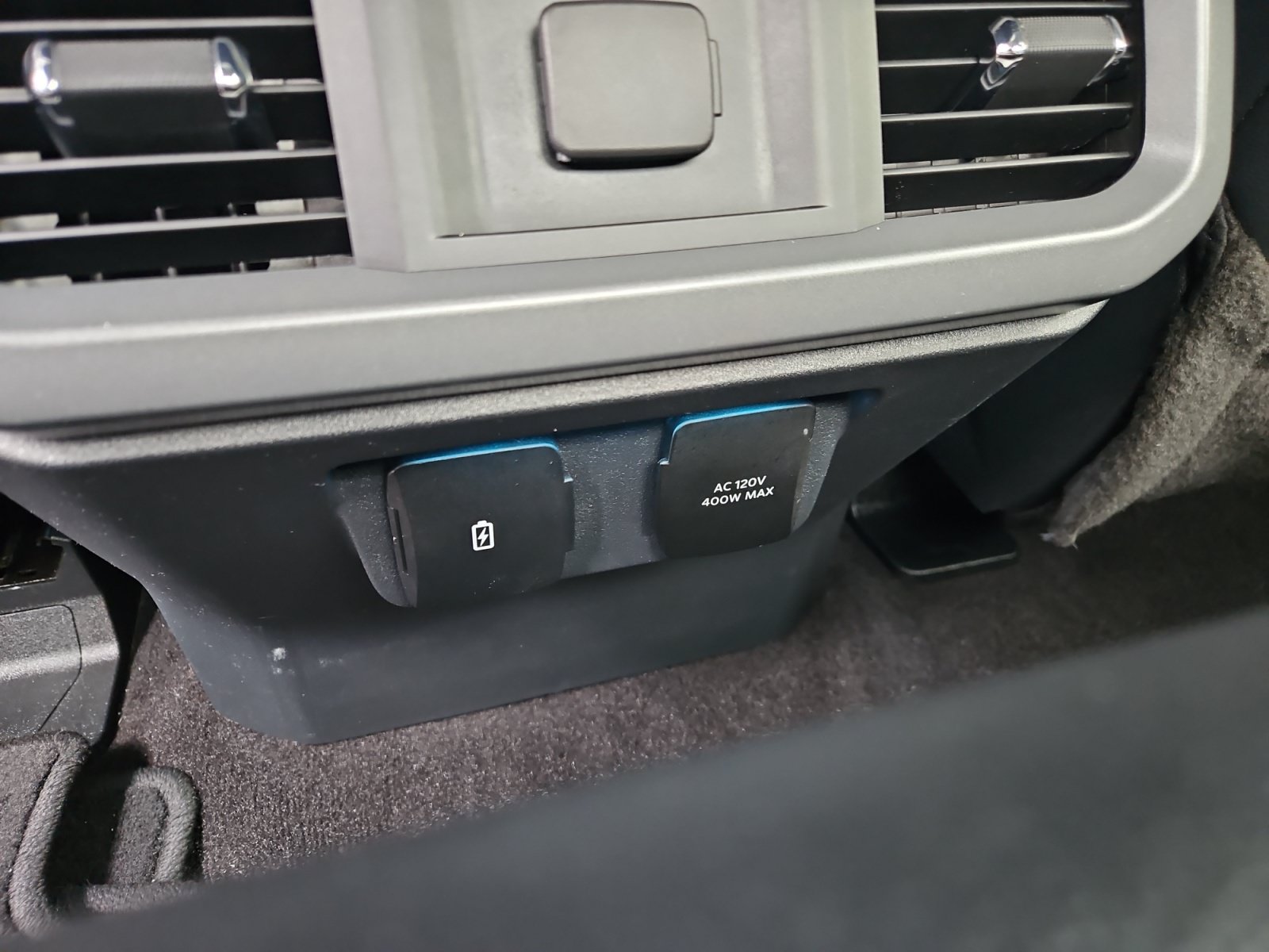 Used 2021 Ford F150 Lariat w/ Equipment Group 502A High AWD/4WD image 15
