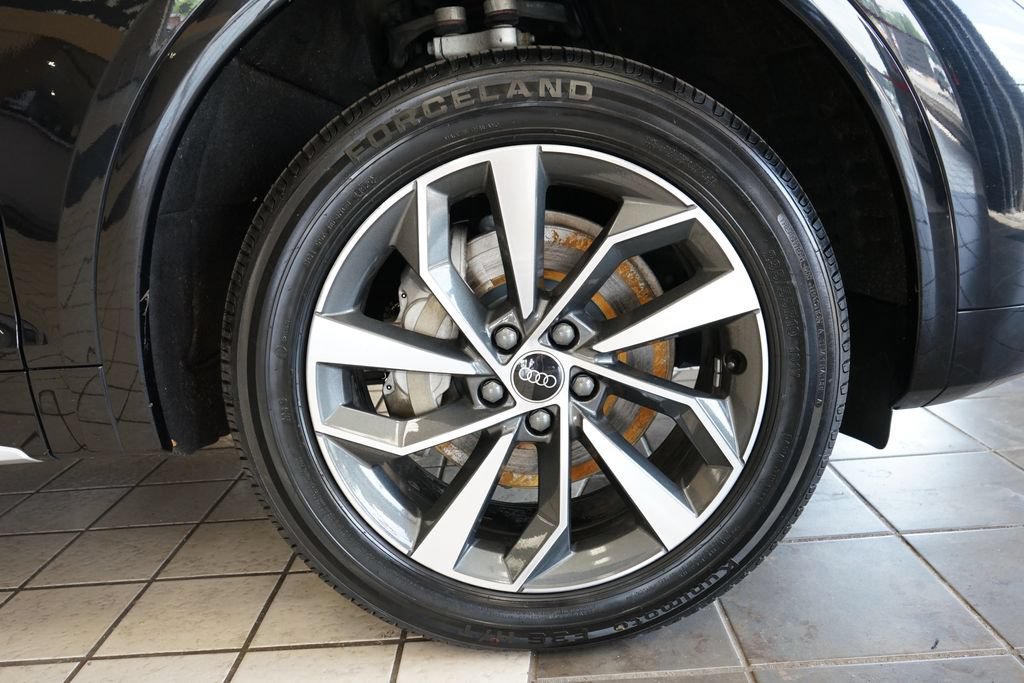 Used 2023 Audi Q5 2.0T Premium AWD/4WD image 56