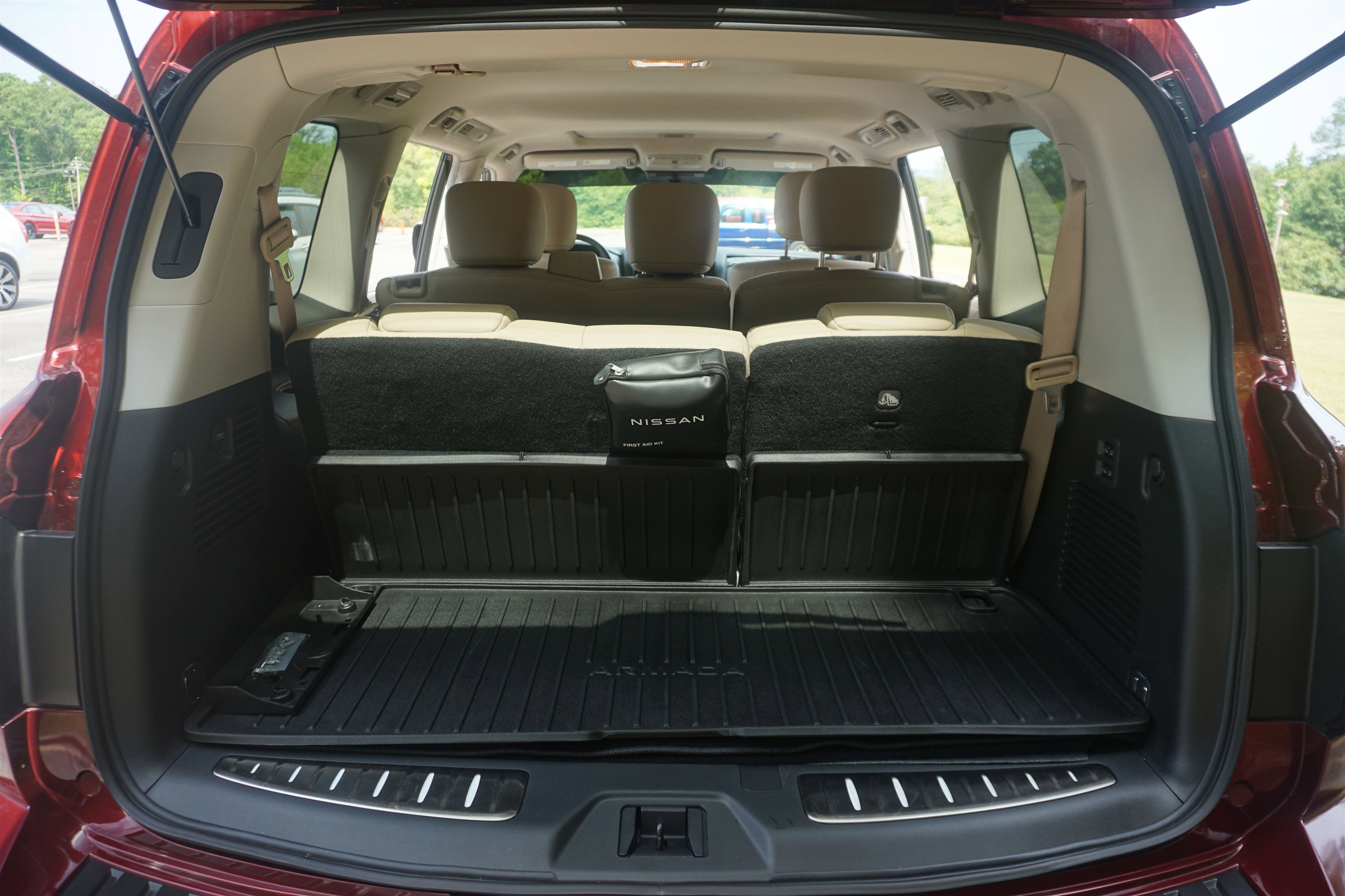 Used 2024 Nissan Armada Platinum w/ Cargo Package image 20