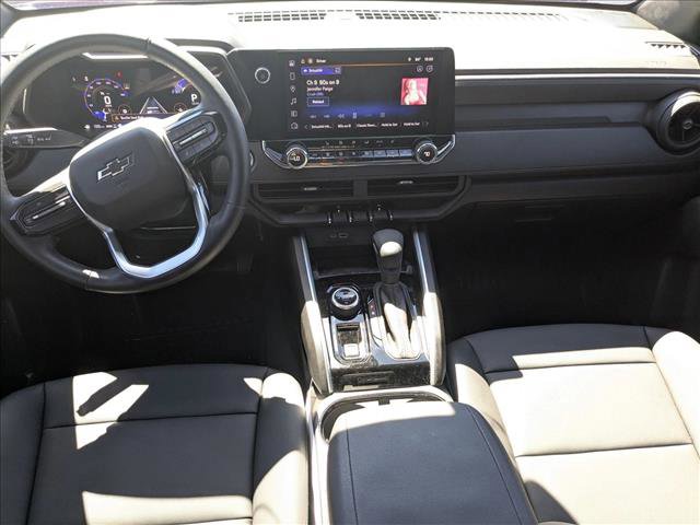 Used 2025 Chevrolet Colorado Trail Boss image 16