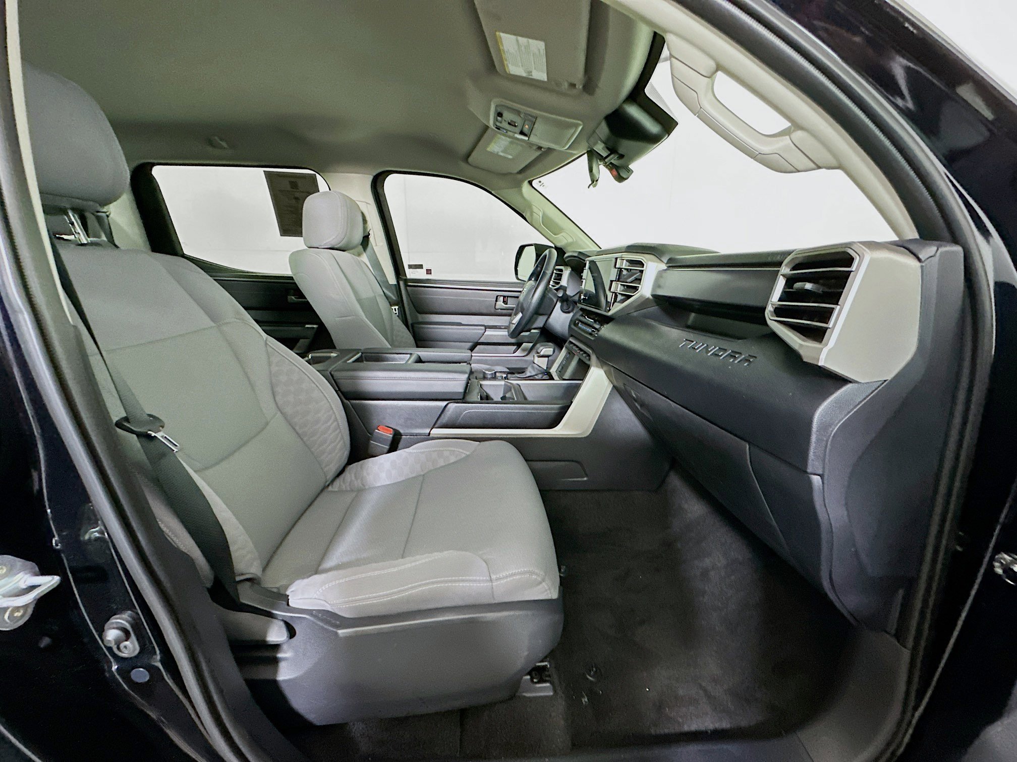 Used 2024 Toyota Tundra SR5 image 29