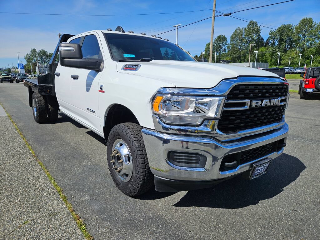 Used 2024 RAM 3500 SLT w/ Quick Order Package 2YG SLT AWD/4WD image 7