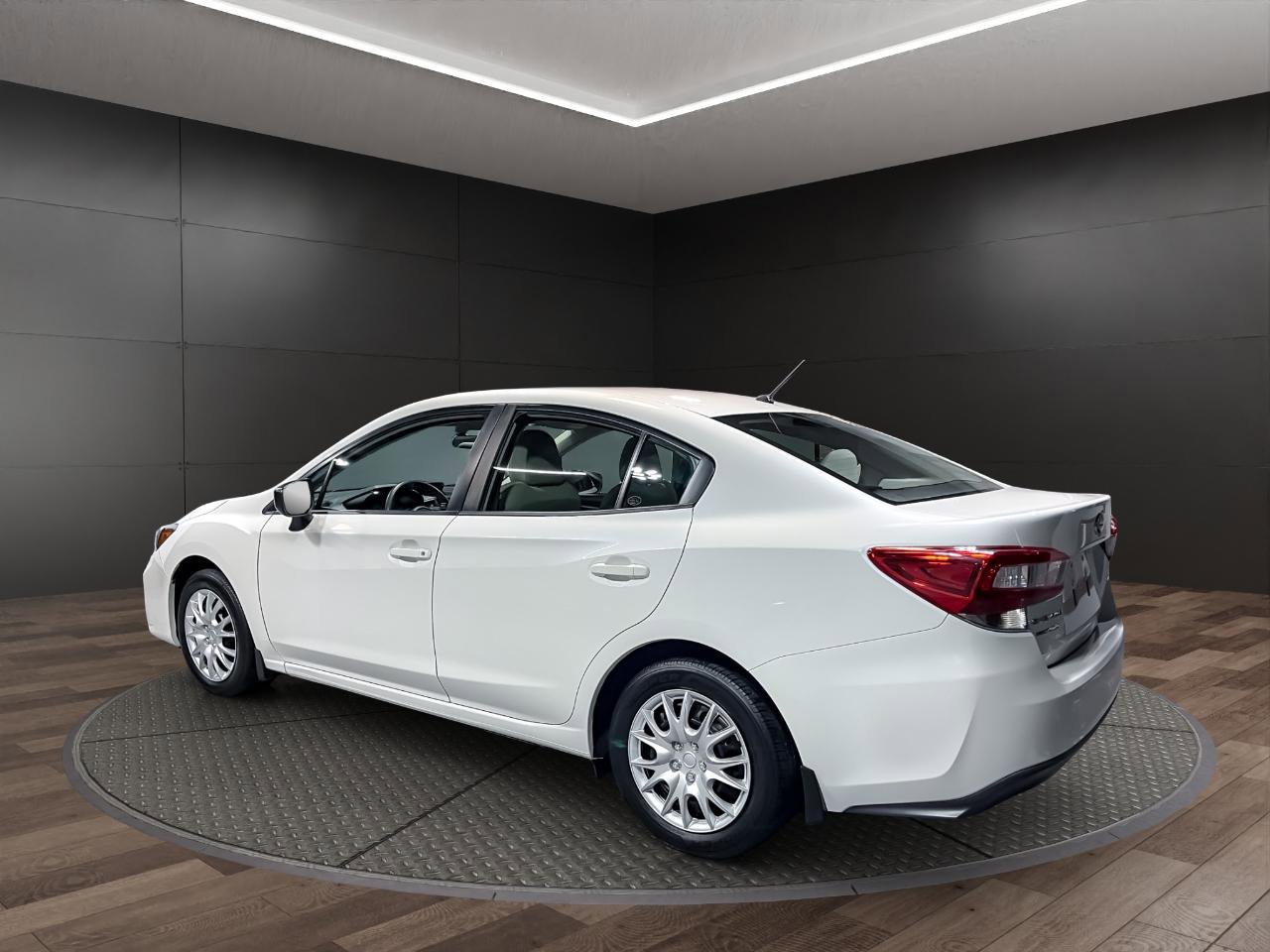 Used 2019 Subaru Impreza 2.0i w/ Eyesight AWD/4WD image 6