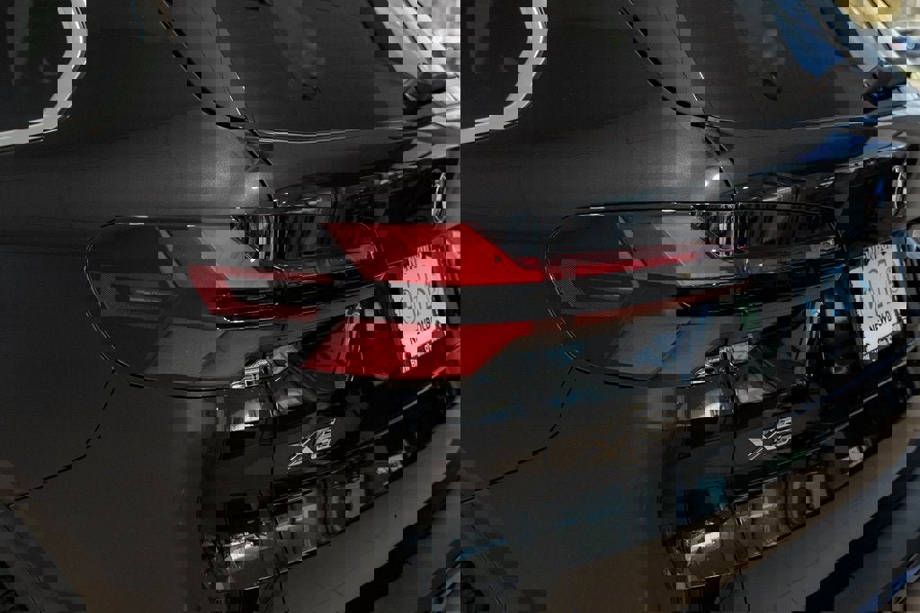 New 2026 BMW X5 xDrive40i w/ Premium Package image 9