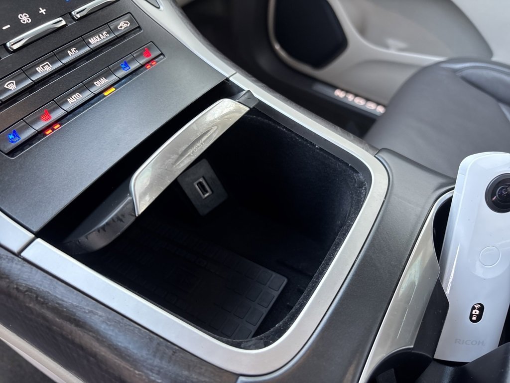 Used 2019 Lincoln Nautilus Reserve image 22