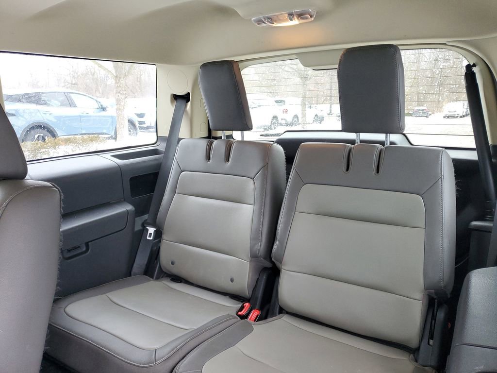 Used 2016 Ford Flex SEL w/ Equipment Group 202A image 29