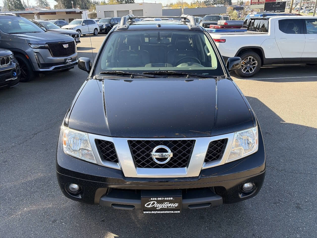 Used 2015 Nissan Frontier PRO-4X w/ Pro-4x Luxury Package AWD/4WD image 13