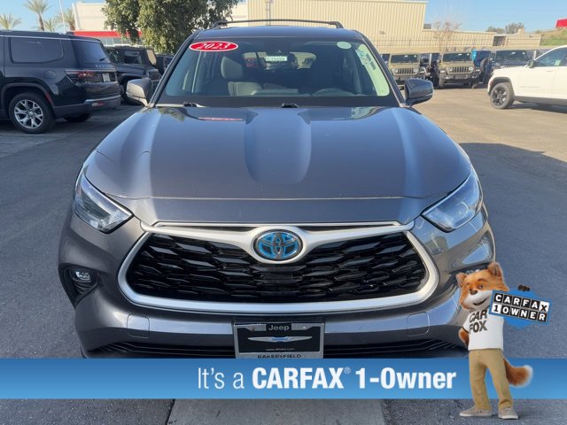 Used 2023 Toyota Highlander LE image 9