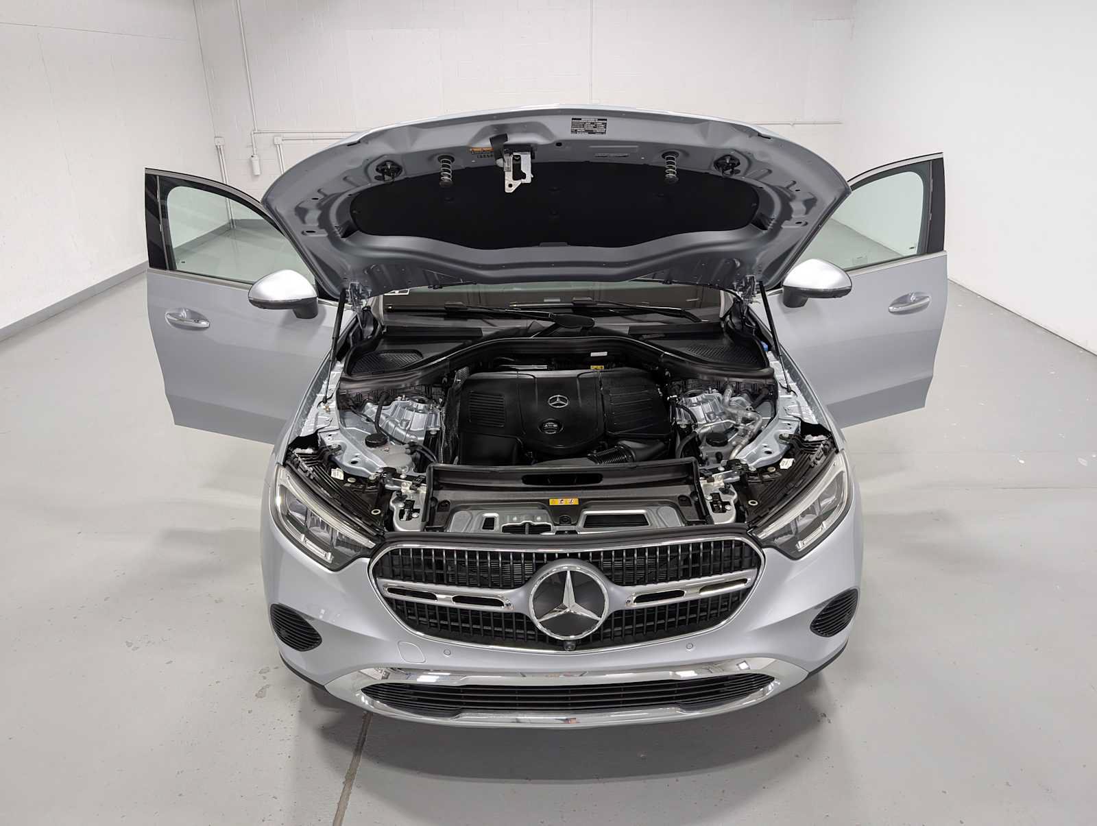 New 2026 Mercedes-Benz GLC 300 4MATIC image 11