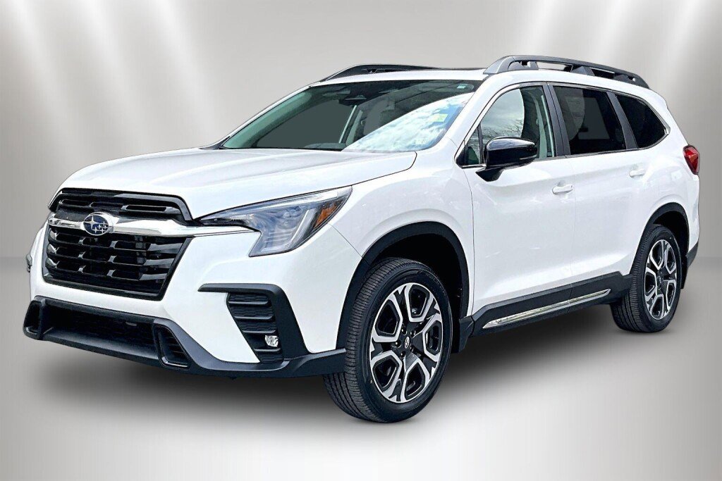 New 2026 Subaru Ascent Limited AWD/4WD image 2