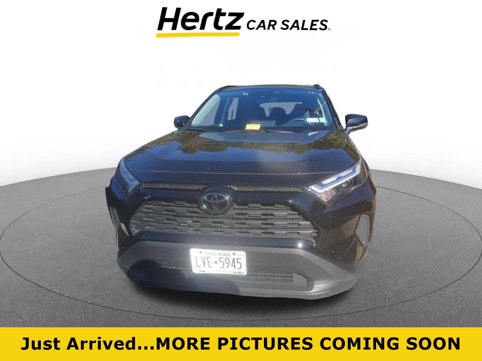 Used 2025 Toyota RAV4 XLE video 1