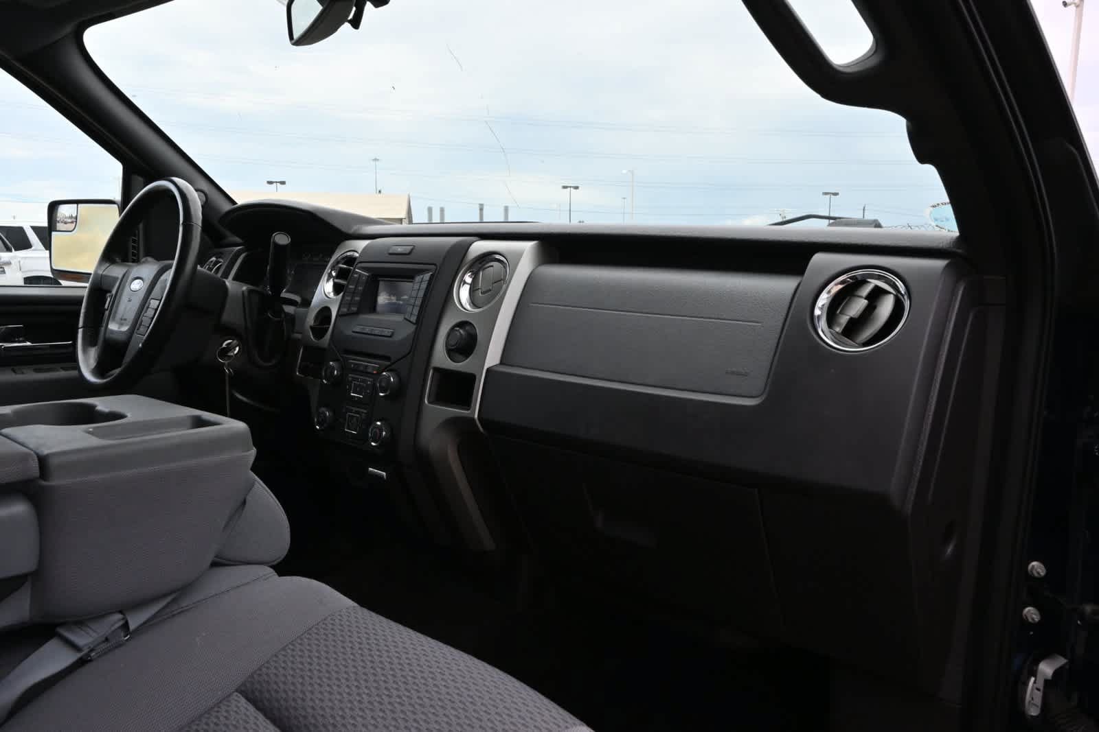 Used 2013 Ford F150 XLT w/ Luxury Equipment Group RWD image 23