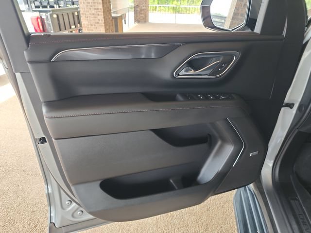 Used 2024 Chevrolet Tahoe RST w/ Luxury Package RWD image 9