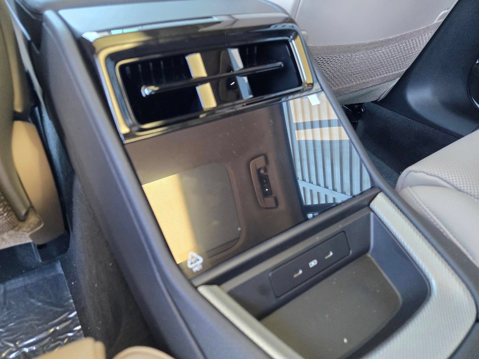 New 2026 Porsche Panamera RWD image 20