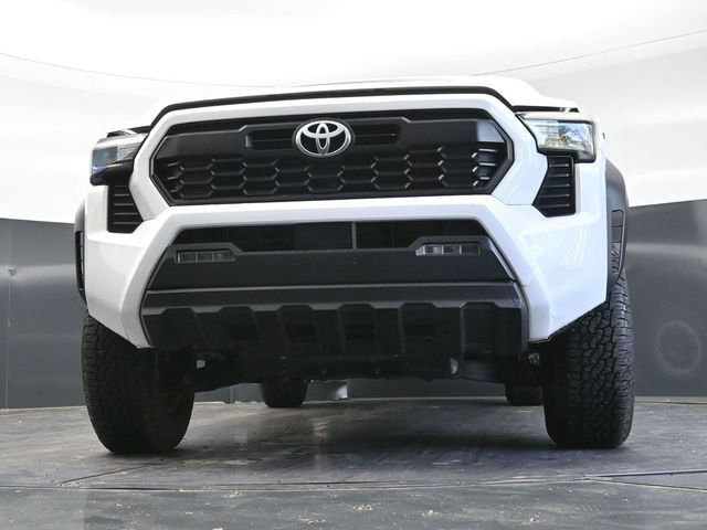 Used 2024 Toyota Tacoma TRD Off-Road AWD/4WD image 35