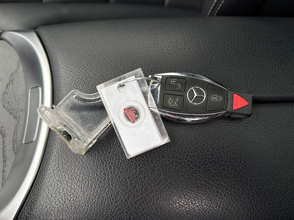 Used 2019 Mercedes-Benz GLC 300 4MATIC image 30