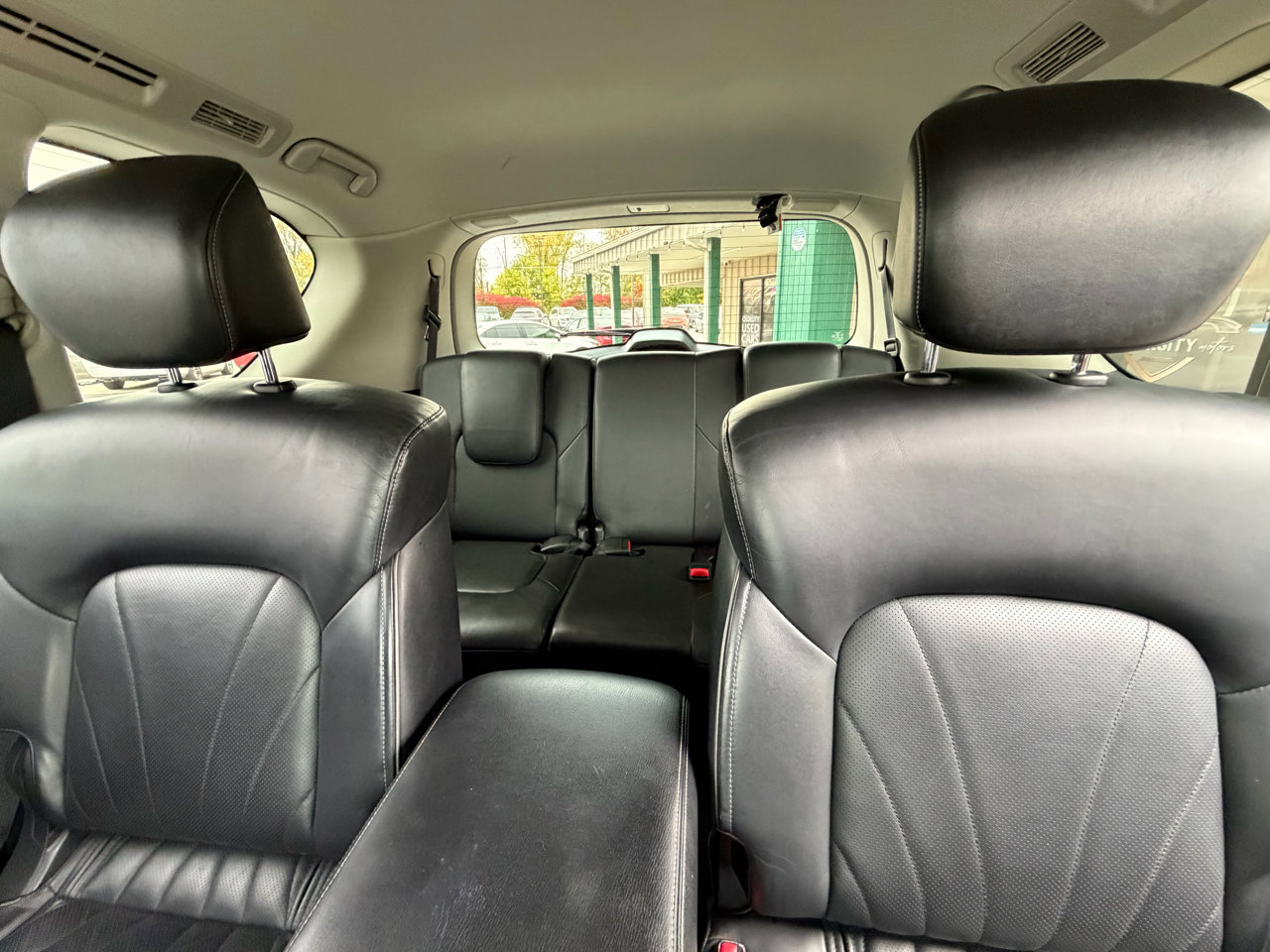 Used 2016 INFINITI QX80 Limited image 17