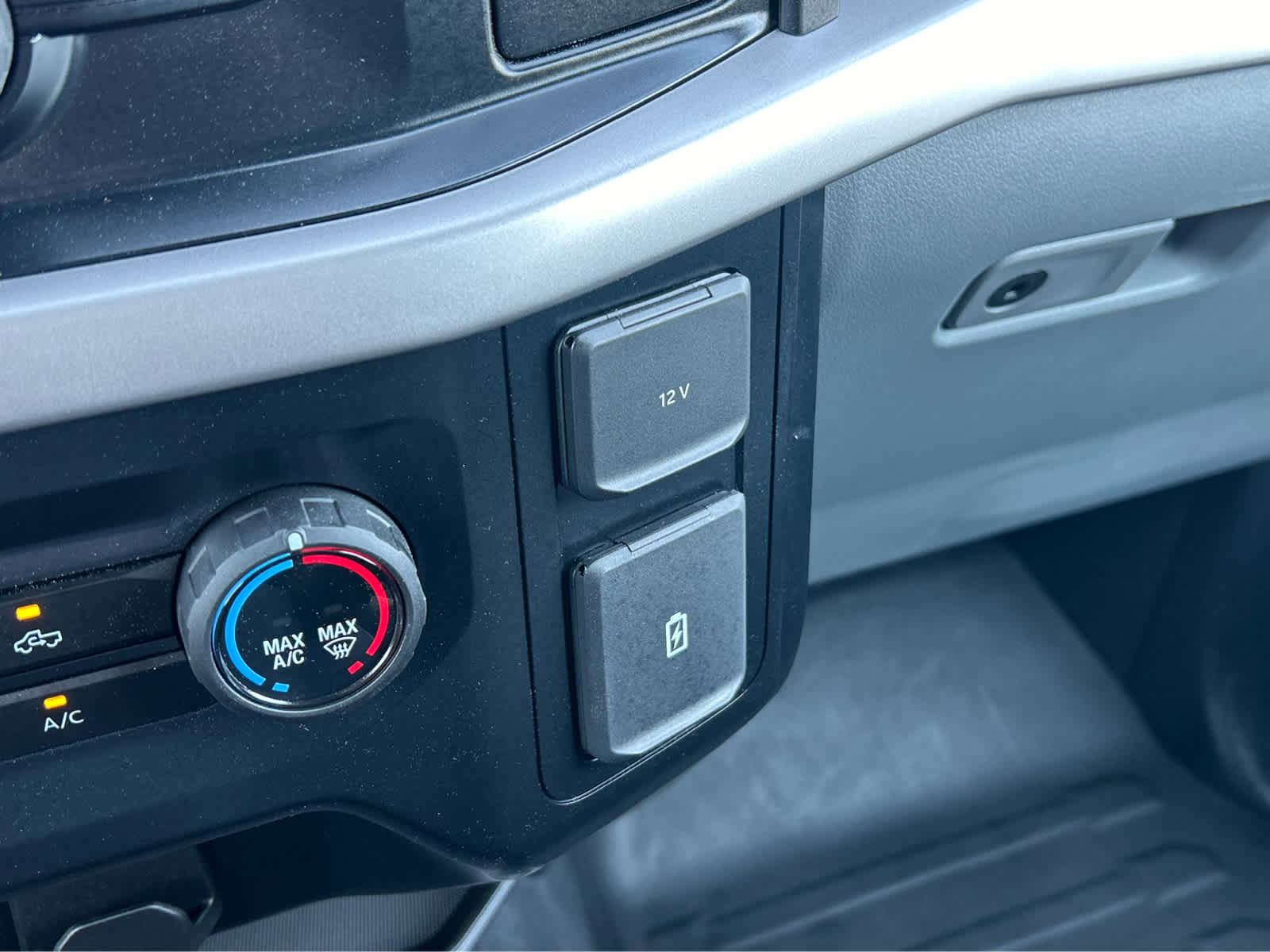 Used 2023 Ford F150 XL image 43