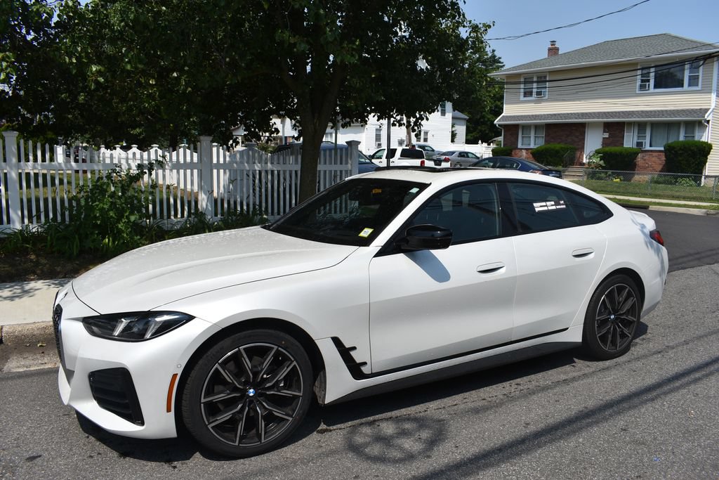 Used 2025 BMW 430i w/ M Sport Package RWD image 8