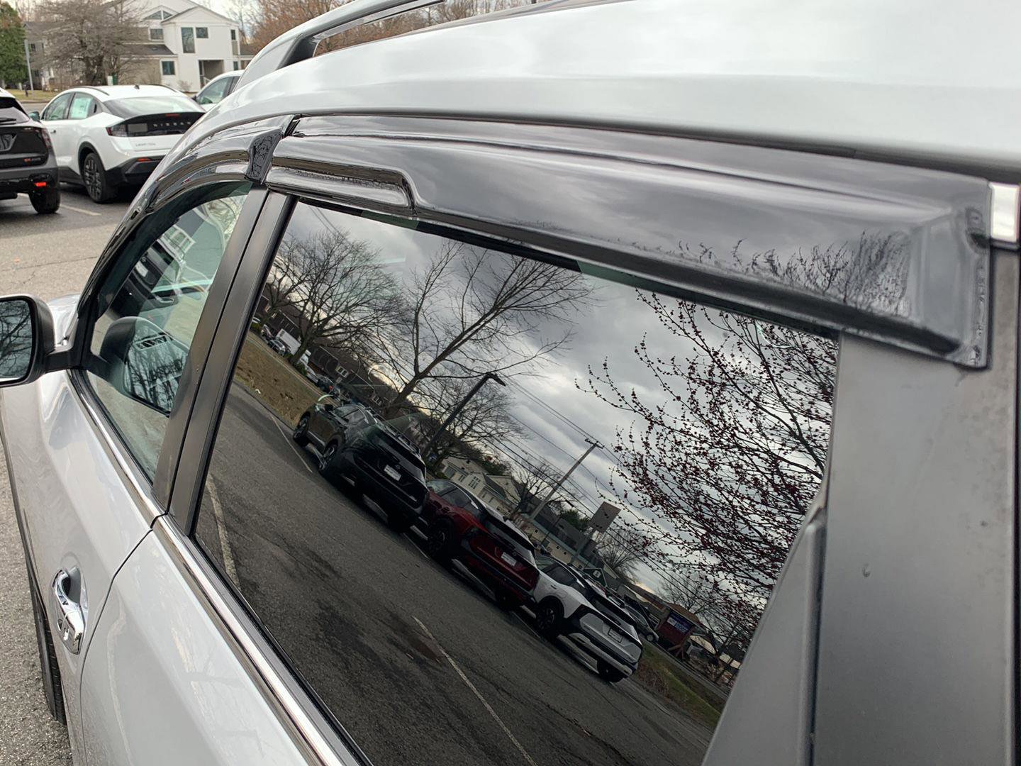 Used 2019 Nissan Rogue SL w/ Premium Package image 11