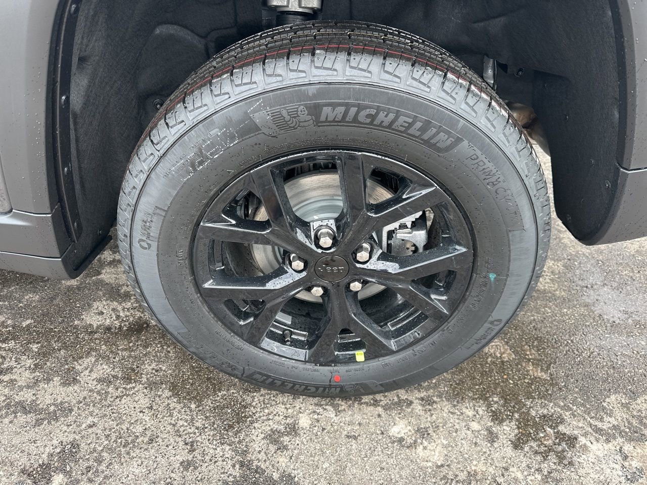 New 2026 Jeep Grand Cherokee Laredo image 25