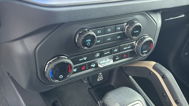 New 2026 Ford Bronco Badlands AWD/4WD image 19