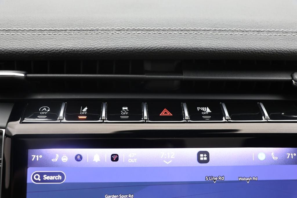 Used 2023 Jeep Grand Cherokee L Limited image 27