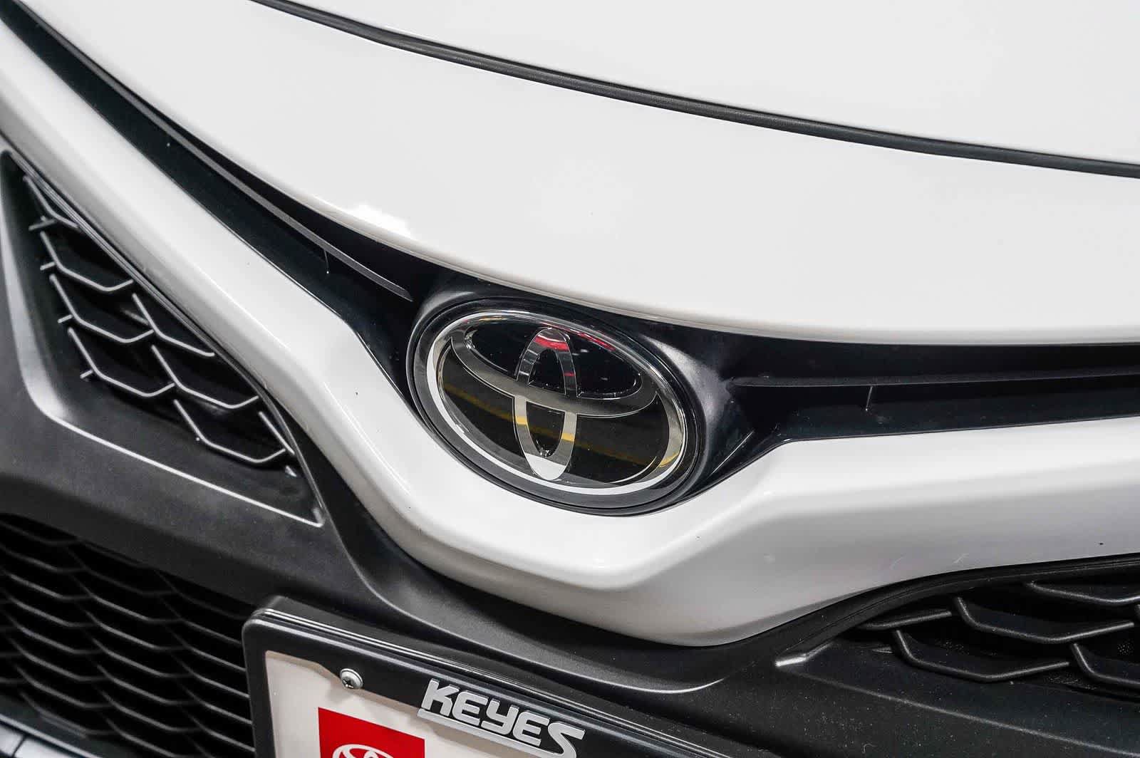 Certified 2024 Toyota Camry SE FWD image 9