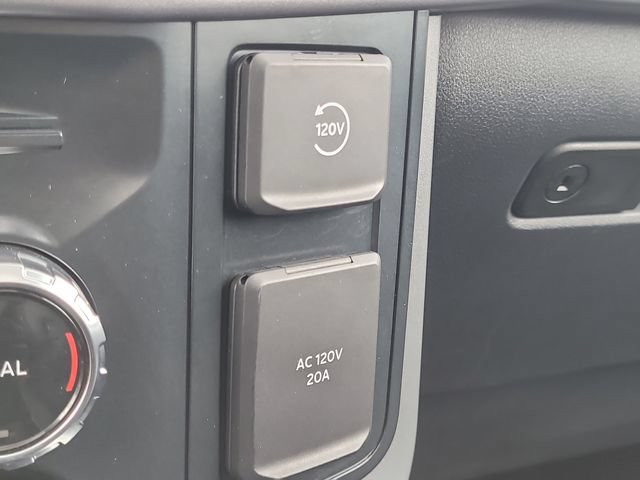 Used 2025 Ford F150 XLT w/ Equipment Group 303A High AWD/4WD image 27