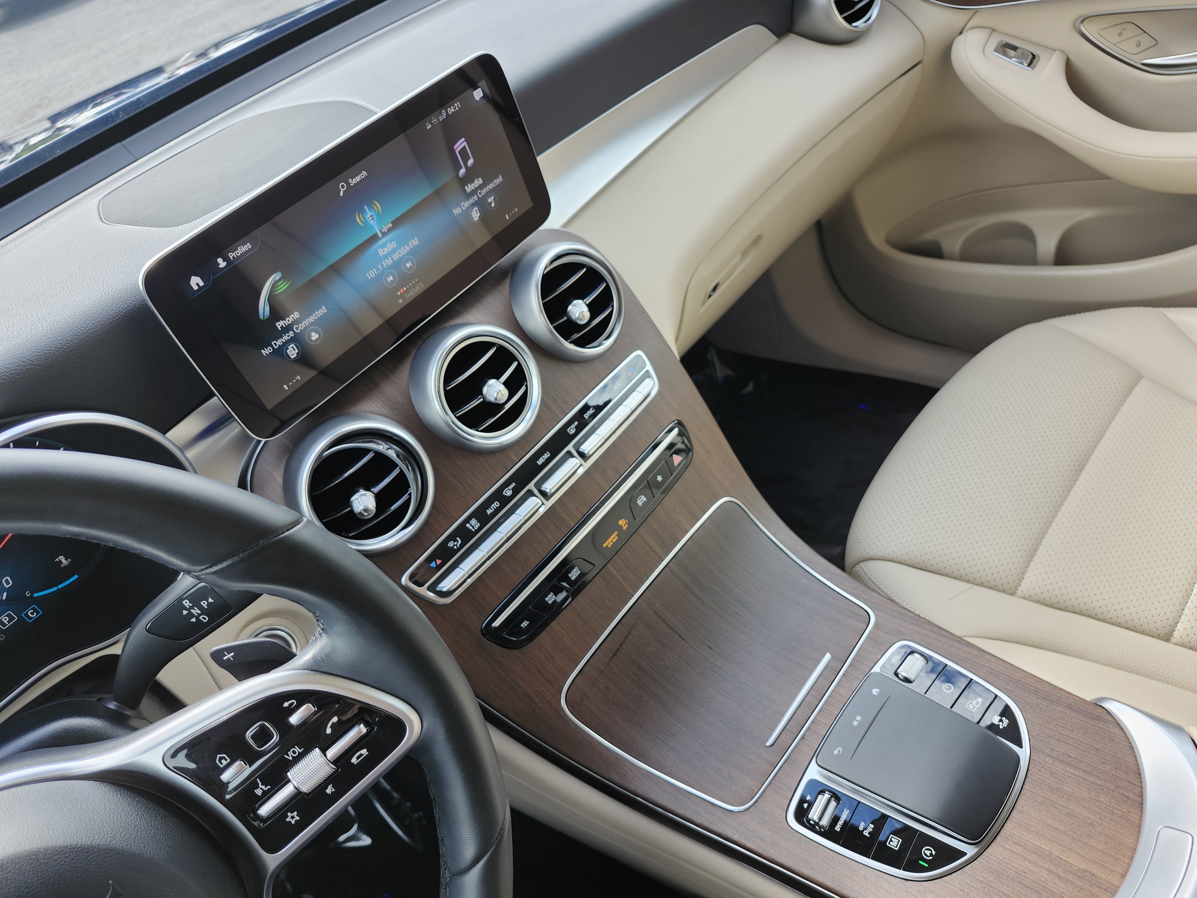 Used 2022 Mercedes-Benz GLC 300 4MATIC image 30