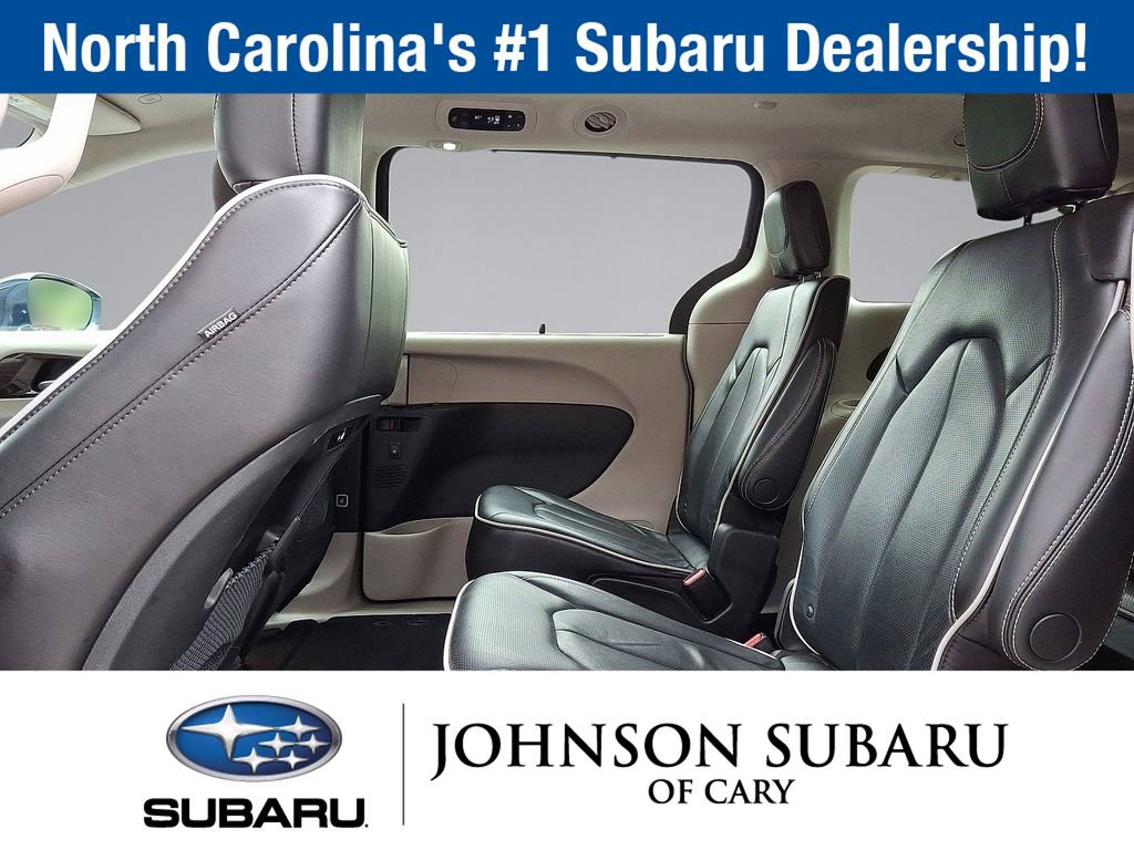 Used 2022 Chrysler Pacifica Limited FWD image 22