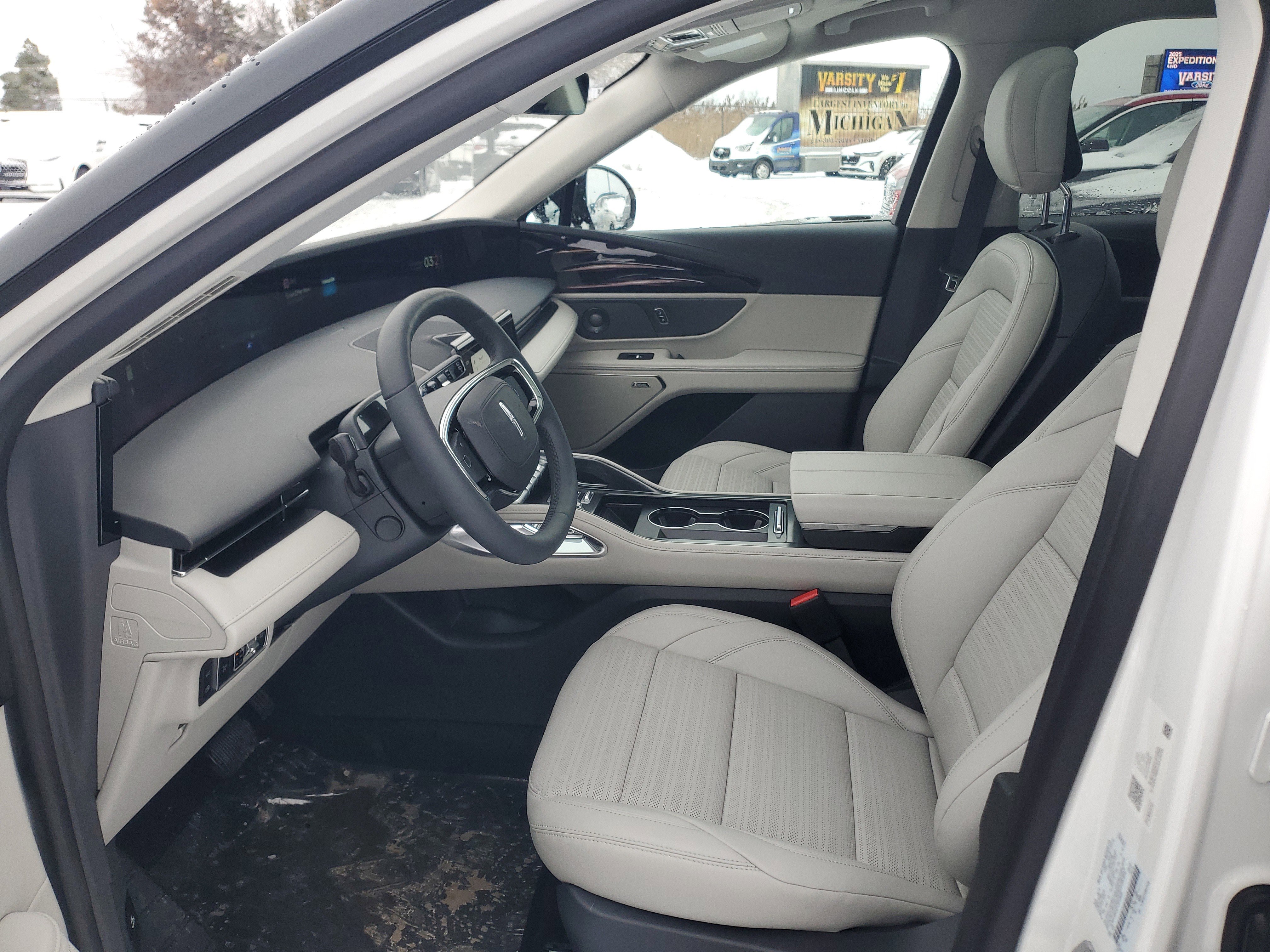 New 2026 Lincoln Nautilus Reserve w/ Jet Appearance Package AWD/4WD image 11