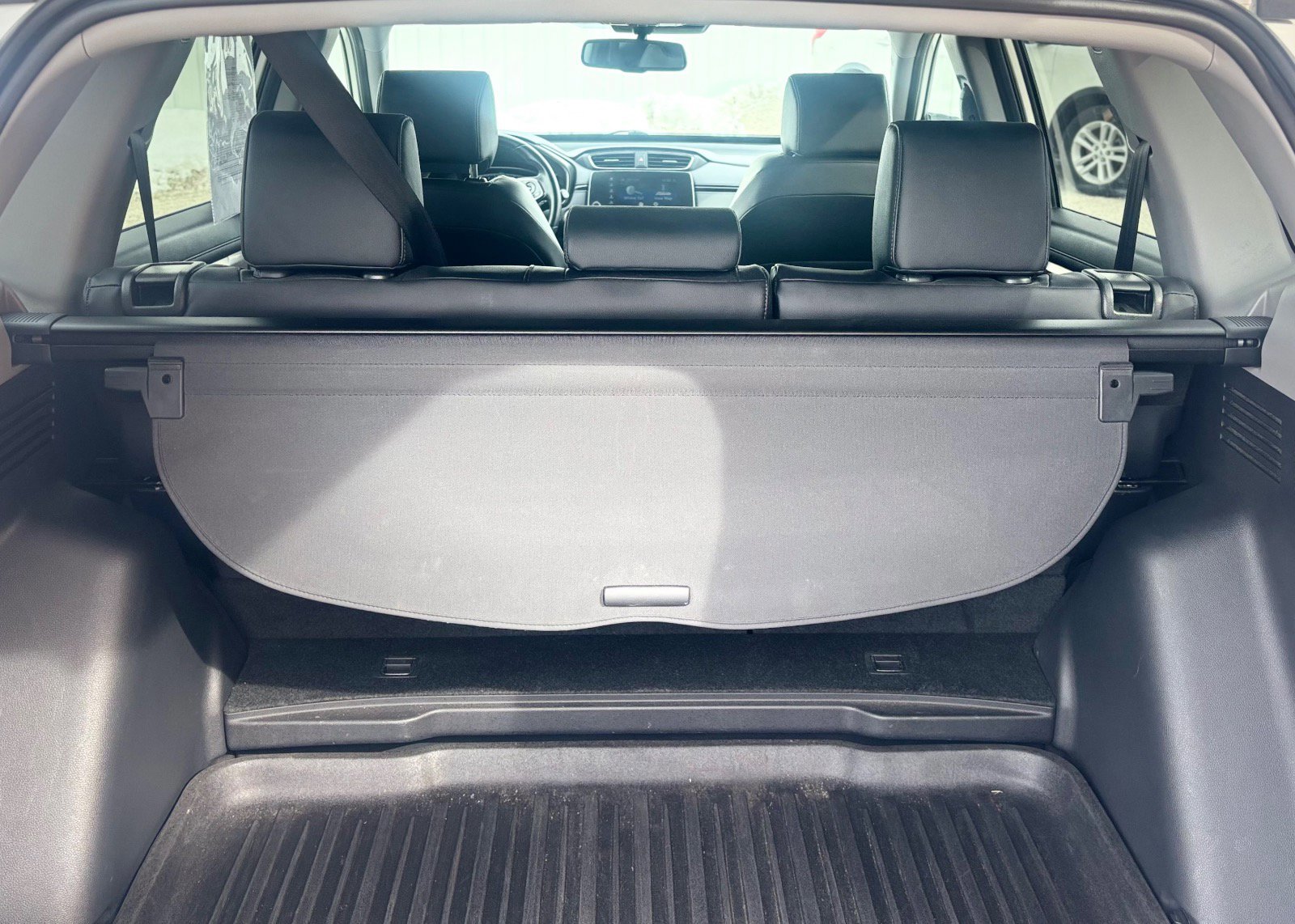 Used 2018 Honda CR-V Touring image 8