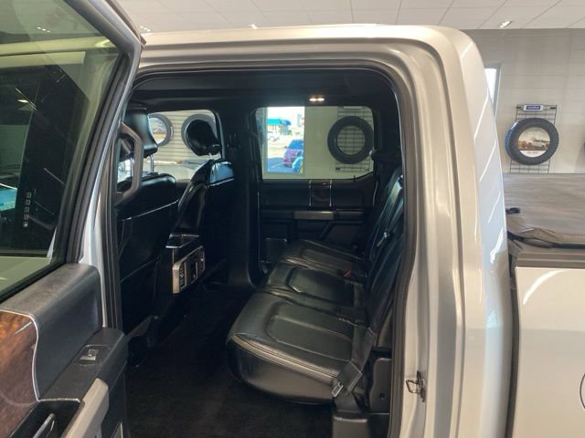 Used 2016 Ford F150 Platinum w/ Equipment Group 701A Luxury AWD/4WD image 29