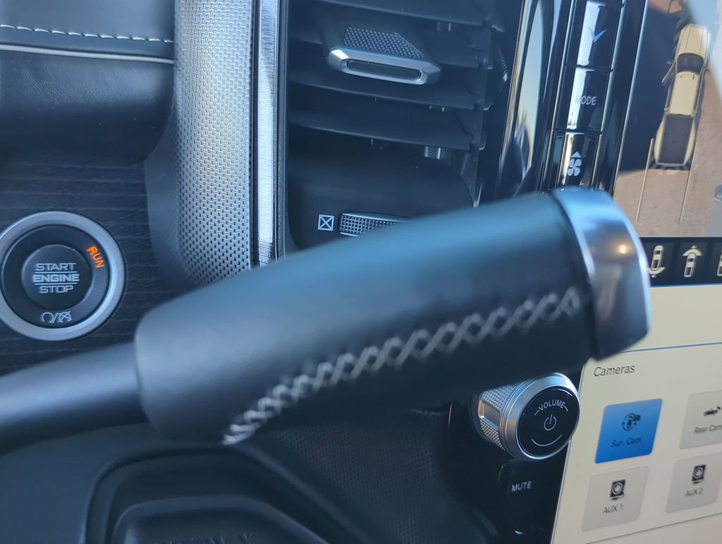 Used 2024 RAM 3500 Limited image 16