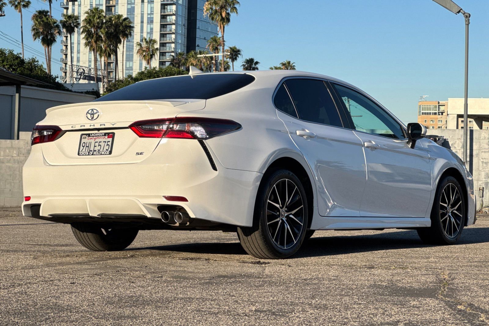 Certified 2023 Toyota Camry SE image 4