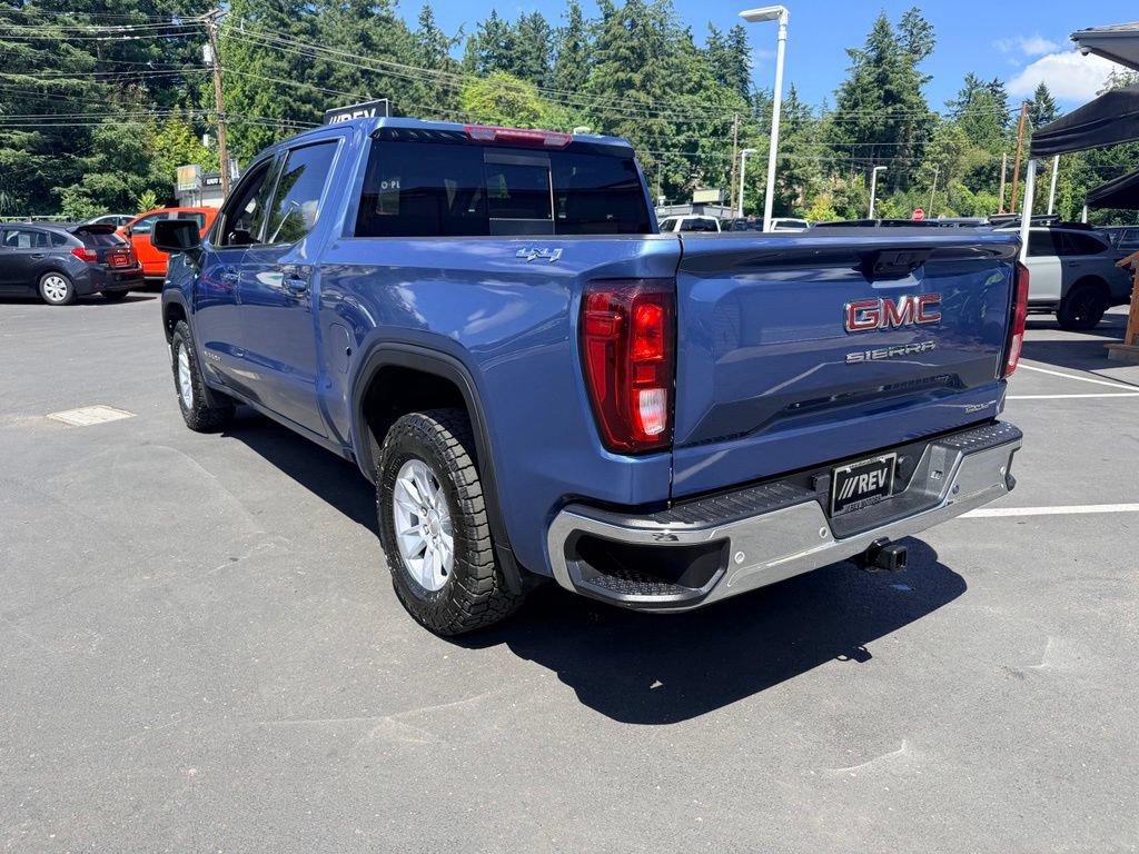 Used 2024 GMC Sierra 1500 SLE w/ Preferred Package AWD/4WD image 3