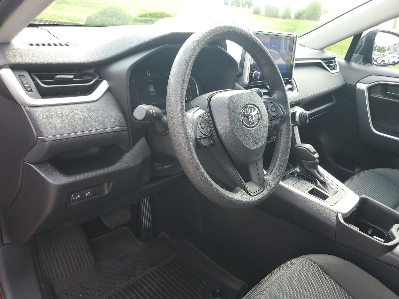 Certified 2024 Toyota RAV4 LE AWD/4WD image 18
