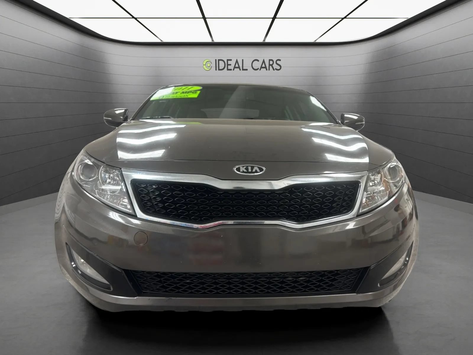 Used 2011 Kia Optima EX FWD image 2