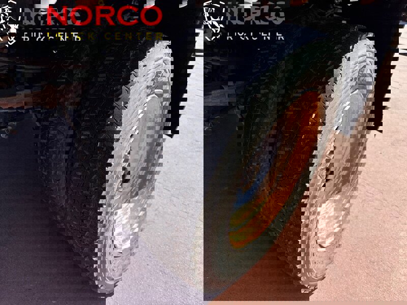 Used 2012 Ford F550 2WD Crew Cab Super Duty image 12